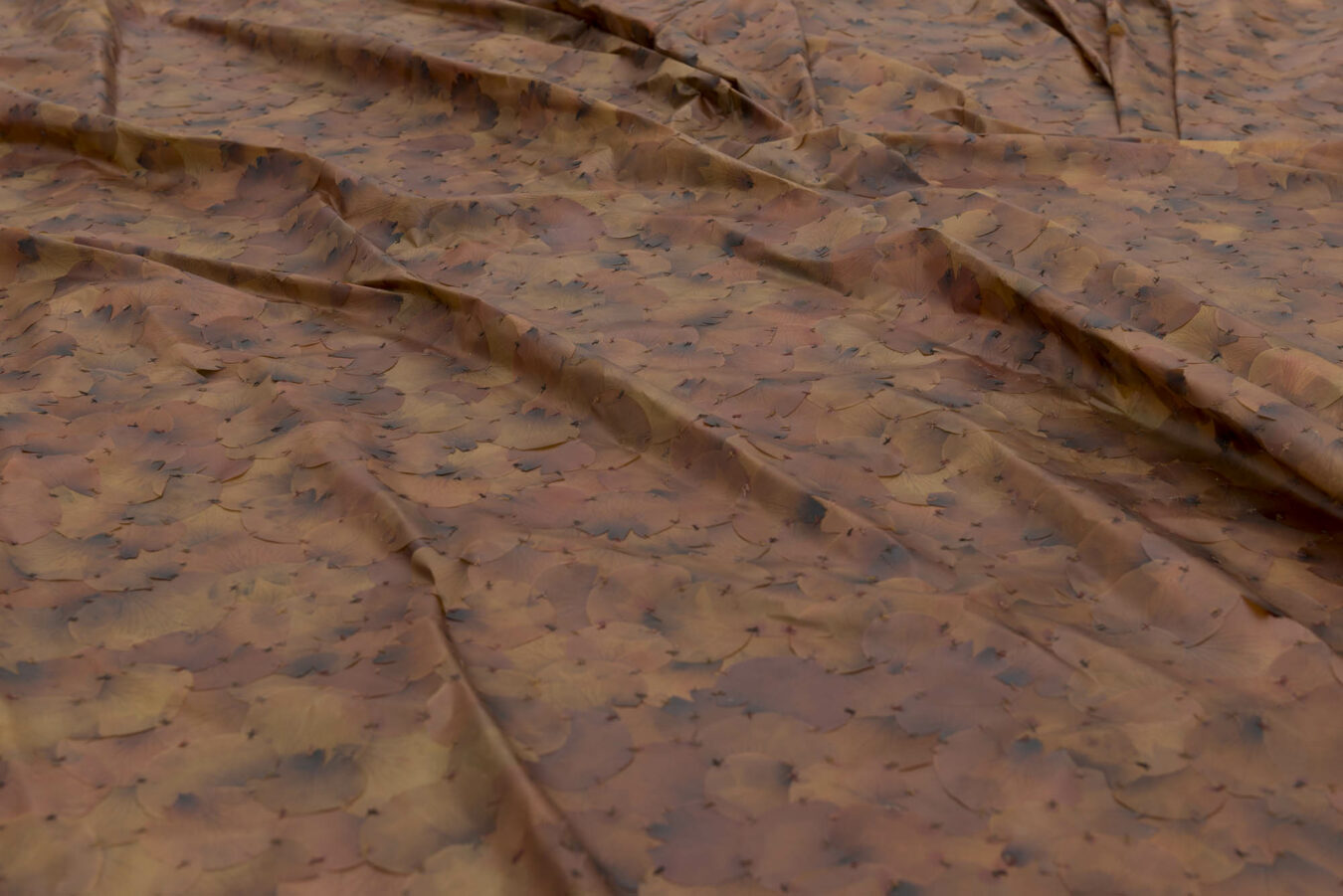 TATE37a2_Doris_Salcedo_A_Flor_de_Piel_II_2013_2014_(high_res)_3