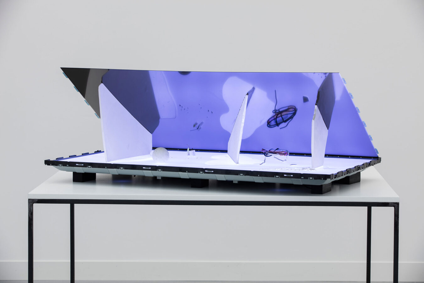 SP-TONSFELDTJ00FRIEZELDN_e